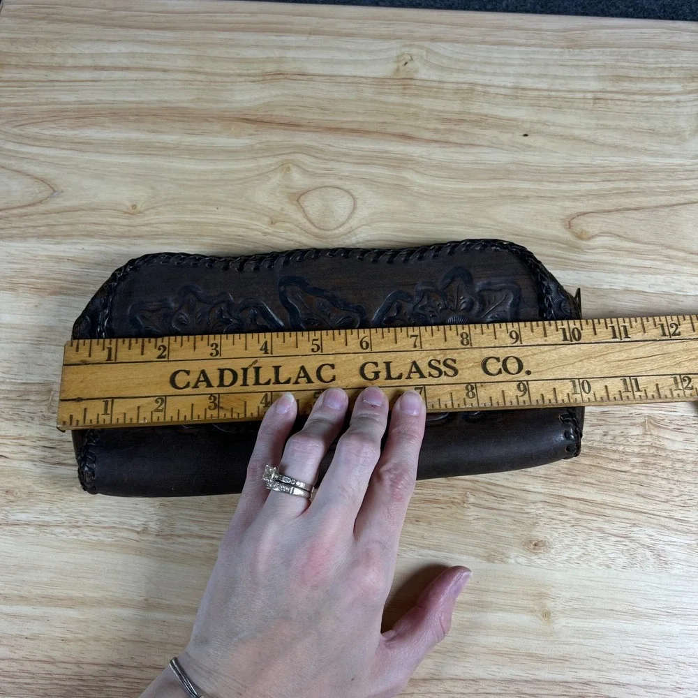 N/A vintage hand
